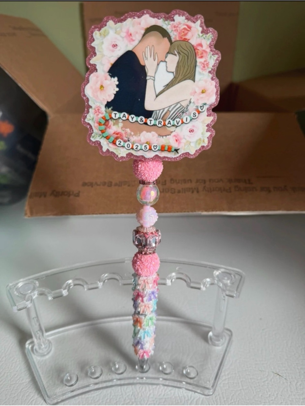 Travis & Taylor Pink Beaded Decorative Pen - Floral Couple Design